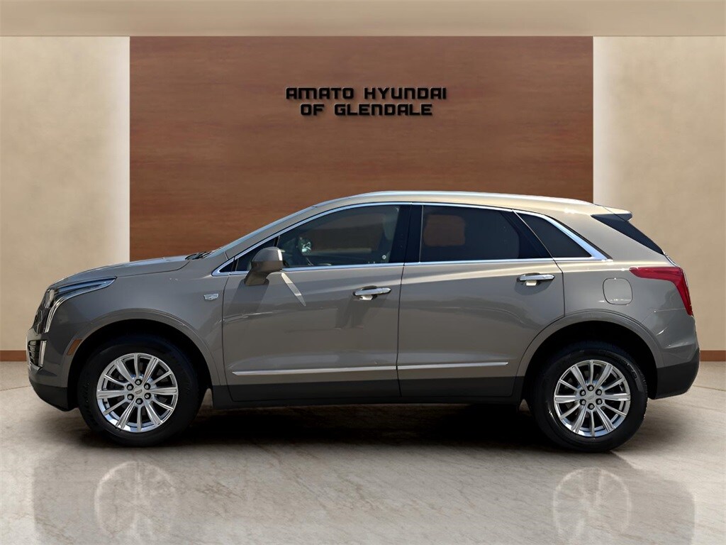 2019 Cadillac XT5 Base photo 2
