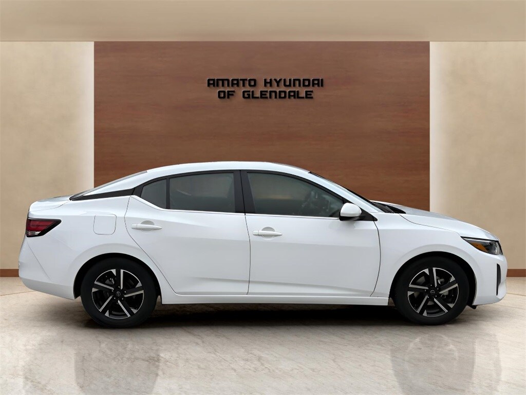 2024 Nissan Sentra SV photo 3