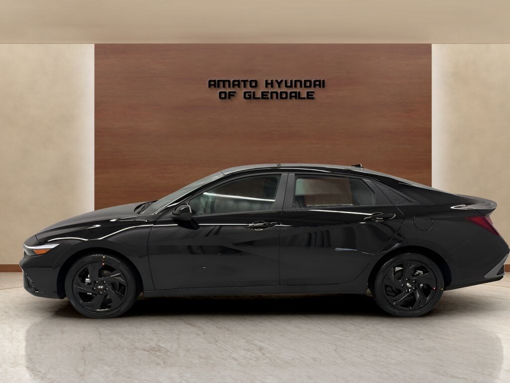New 2026 Hyundai Elantra SEL Sport Sedan
