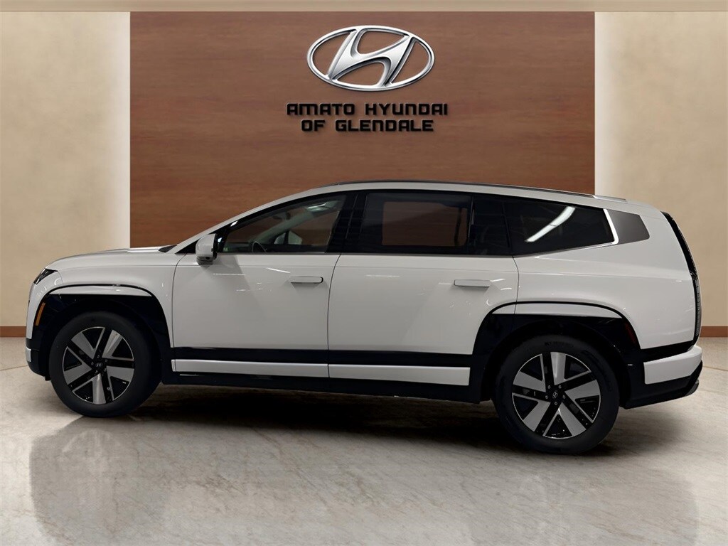 2026 Hyundai Ioniq SEL photo 3