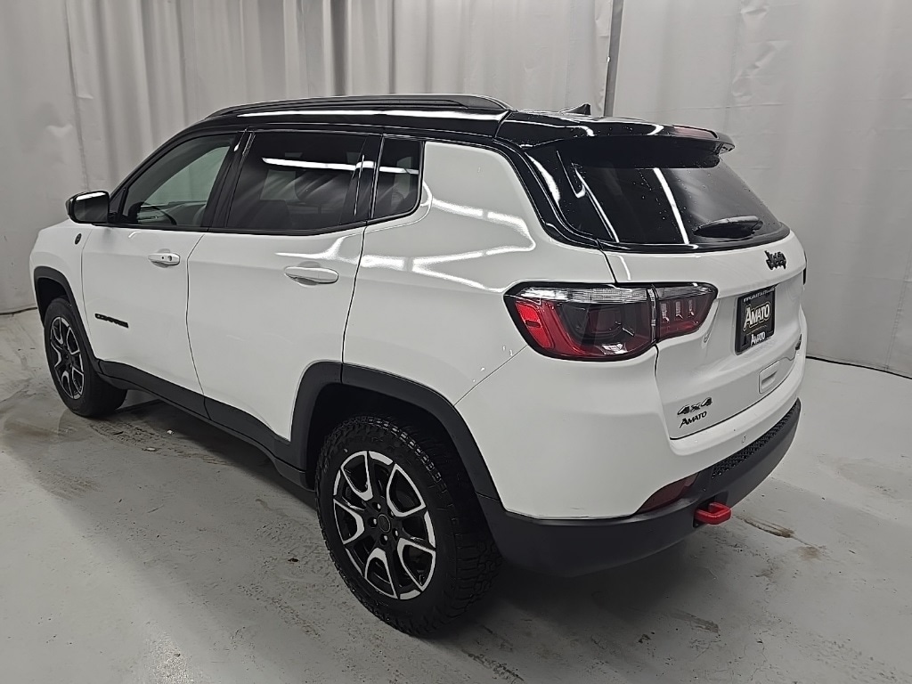 Used 2025 Jeep Compass Trailhawk SUV