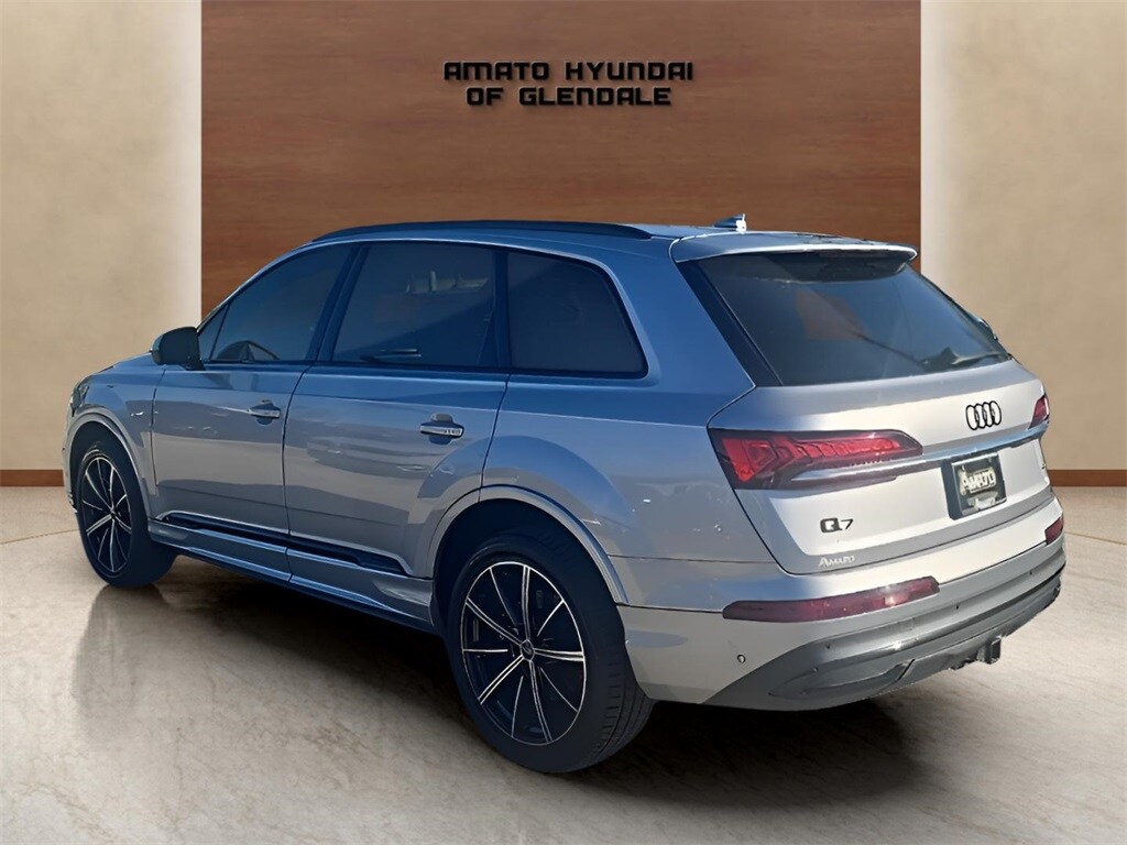 2021 Audi Q7 55 Premium Plus photo 3