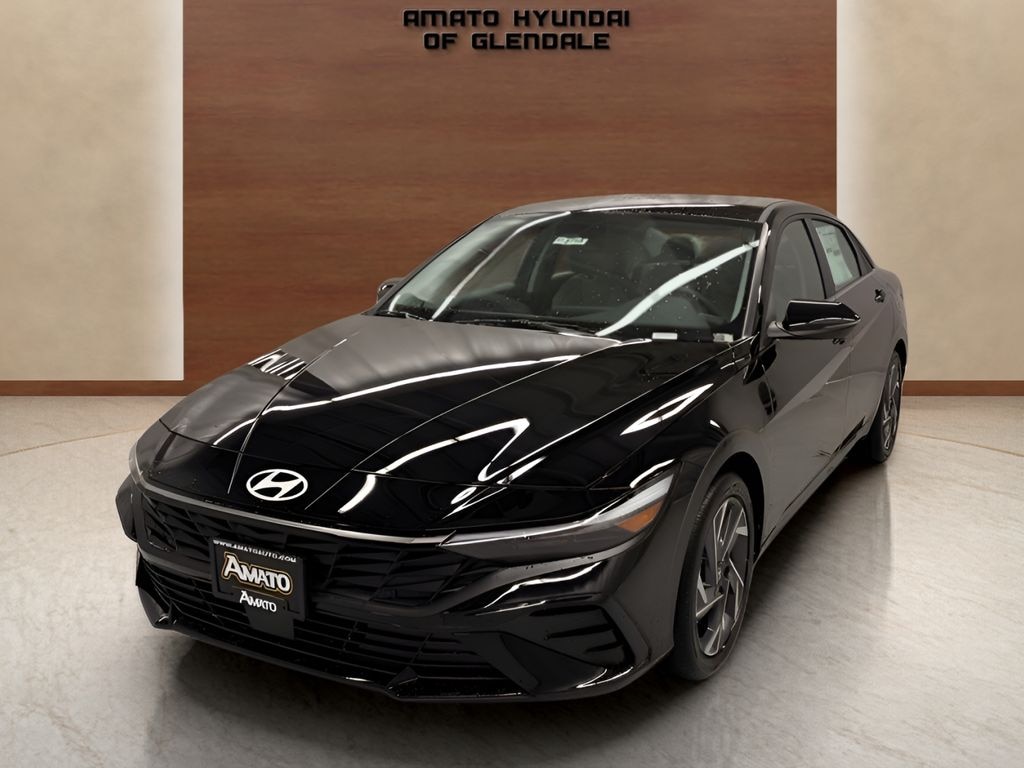 New 2026 Hyundai Elantra Limited Sedan