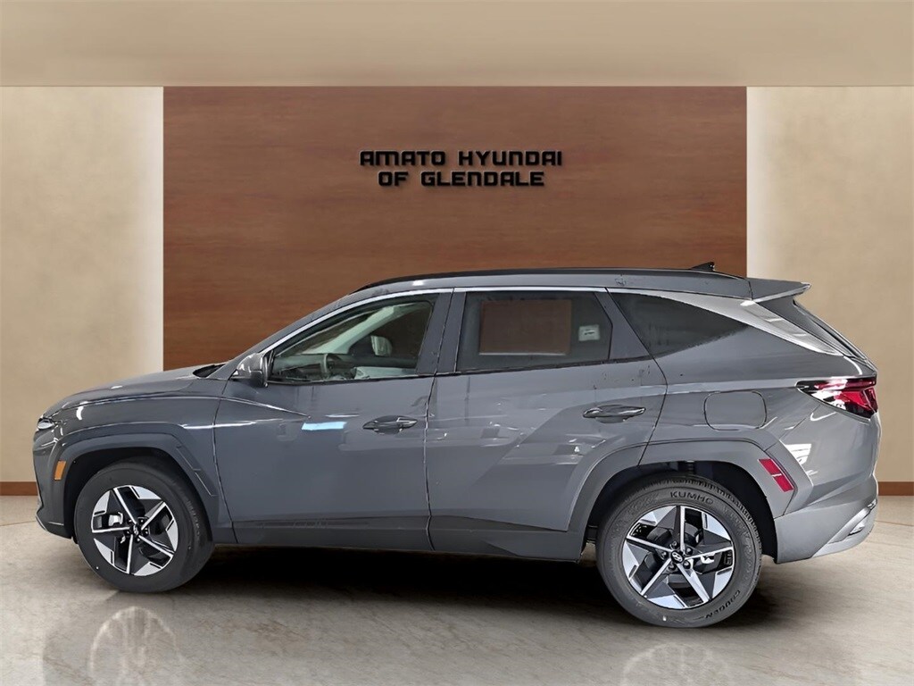2026 Hyundai Tucson SEL photo 2
