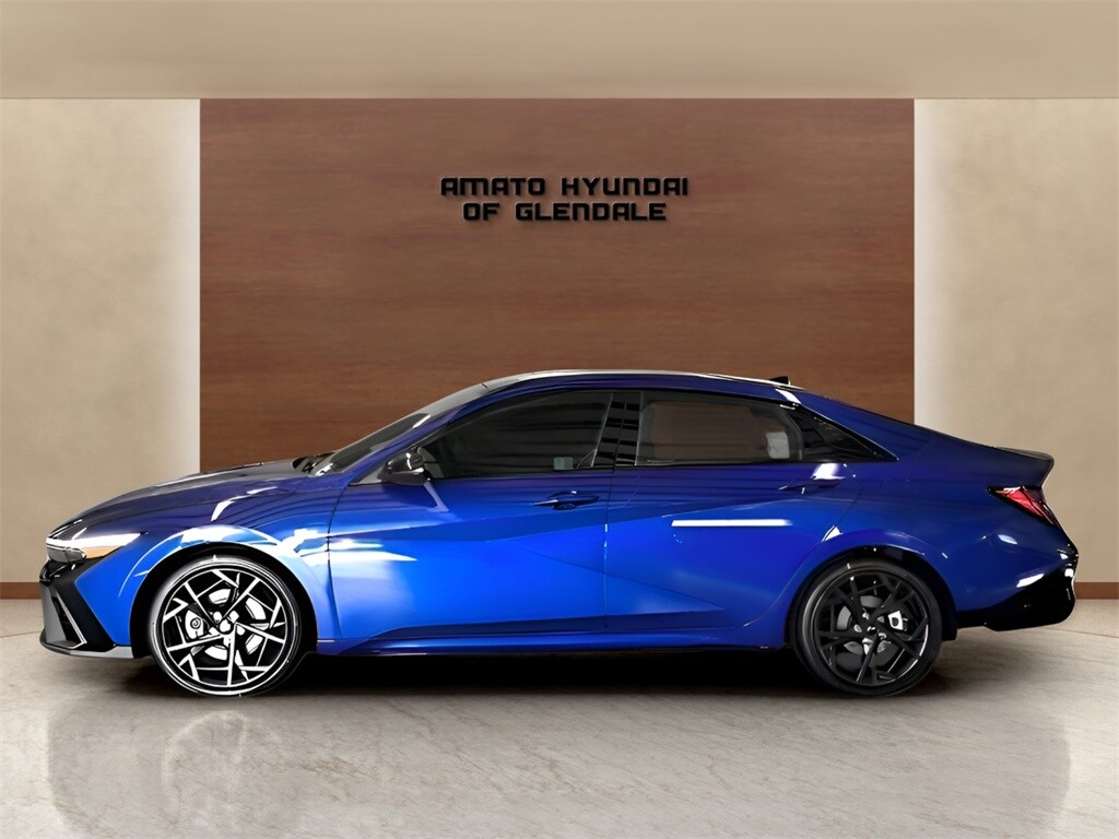 2025 Hyundai Elantra N Line photo 3