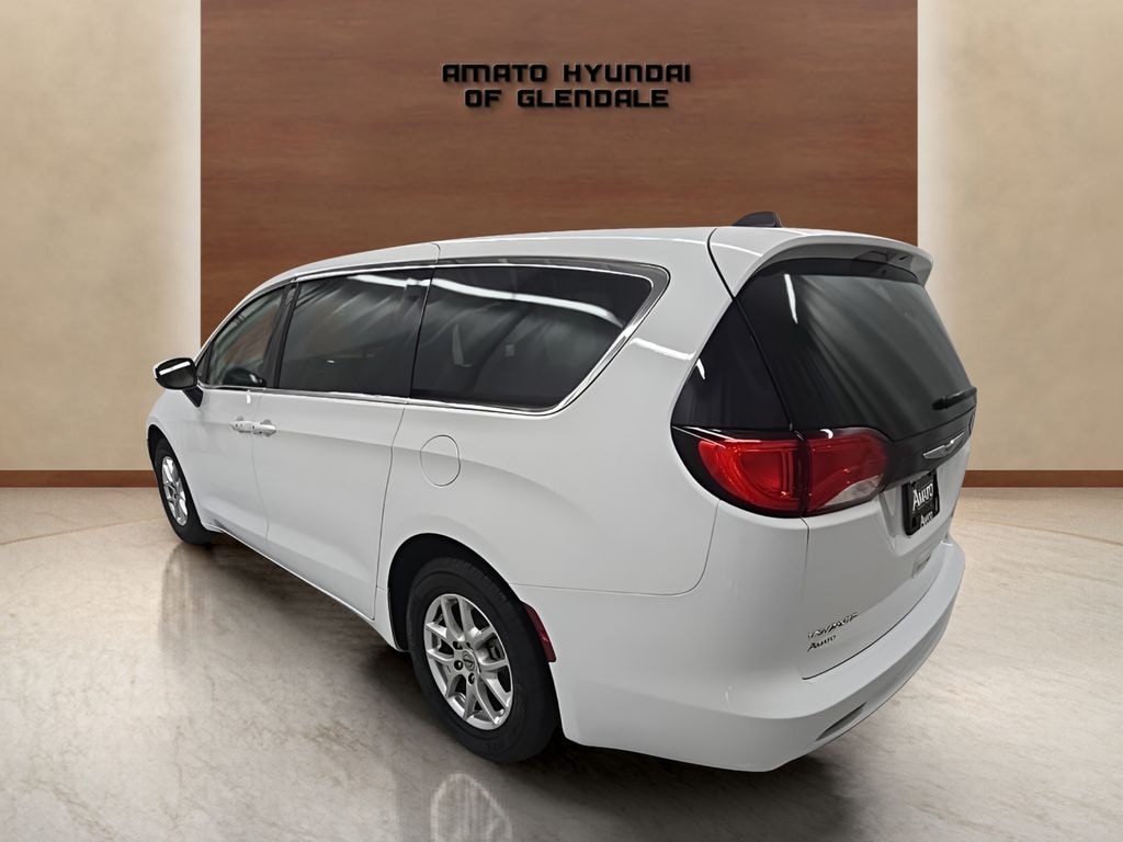 Used 2022 Chrysler Voyager LX Minivan/Van