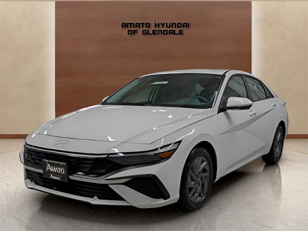 2024 Hyundai Elantra Sedan 