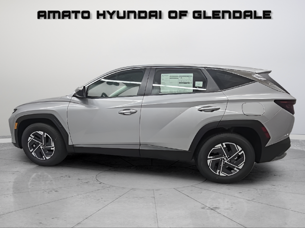 New 2026 Hyundai Tucson Hybrid SE SUV