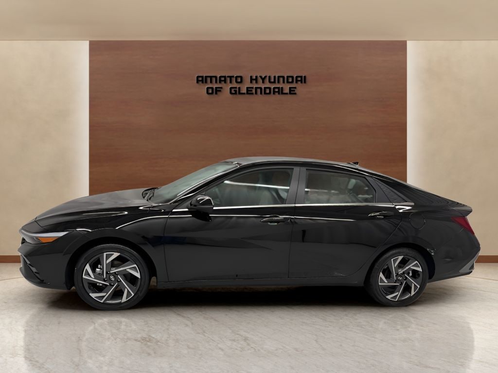 New 2026 Hyundai Elantra Limited Sedan