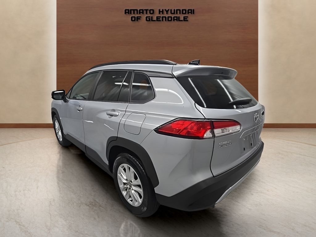 Used 2025 Toyota Corolla Cross LE SUV