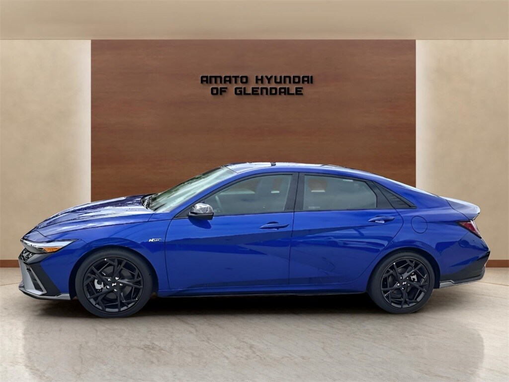 2025 Hyundai Elantra N Line photo 2