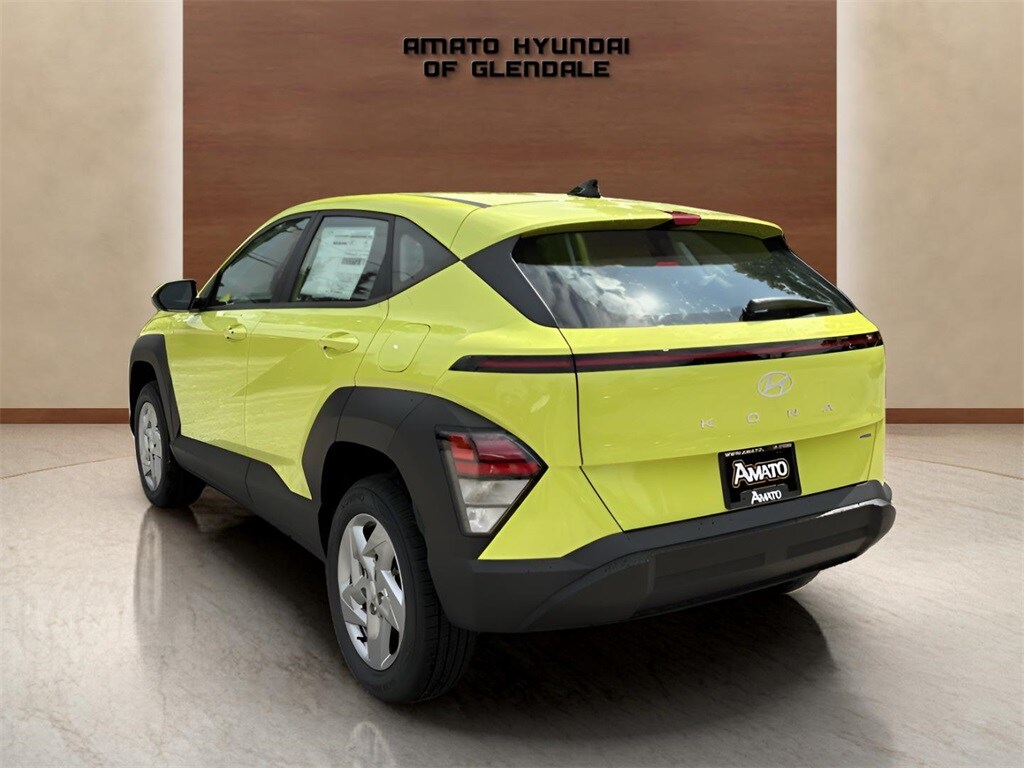 2026 Hyundai Kona SE photo 3
