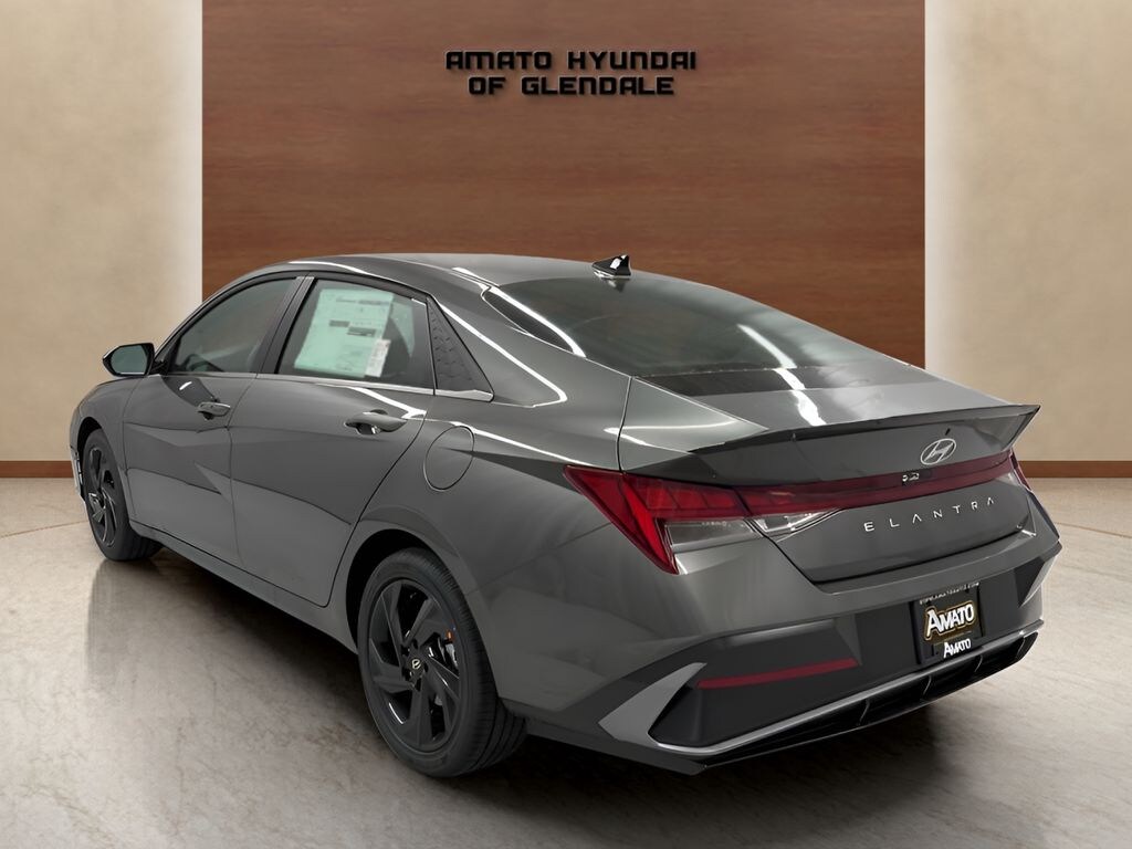 New 2026 Hyundai Elantra SEL Sport Sedan