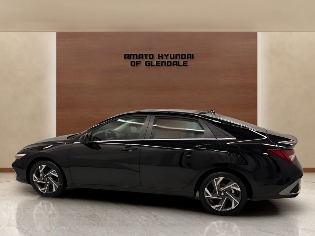 New 2026 Hyundai Elantra Limited Sedan