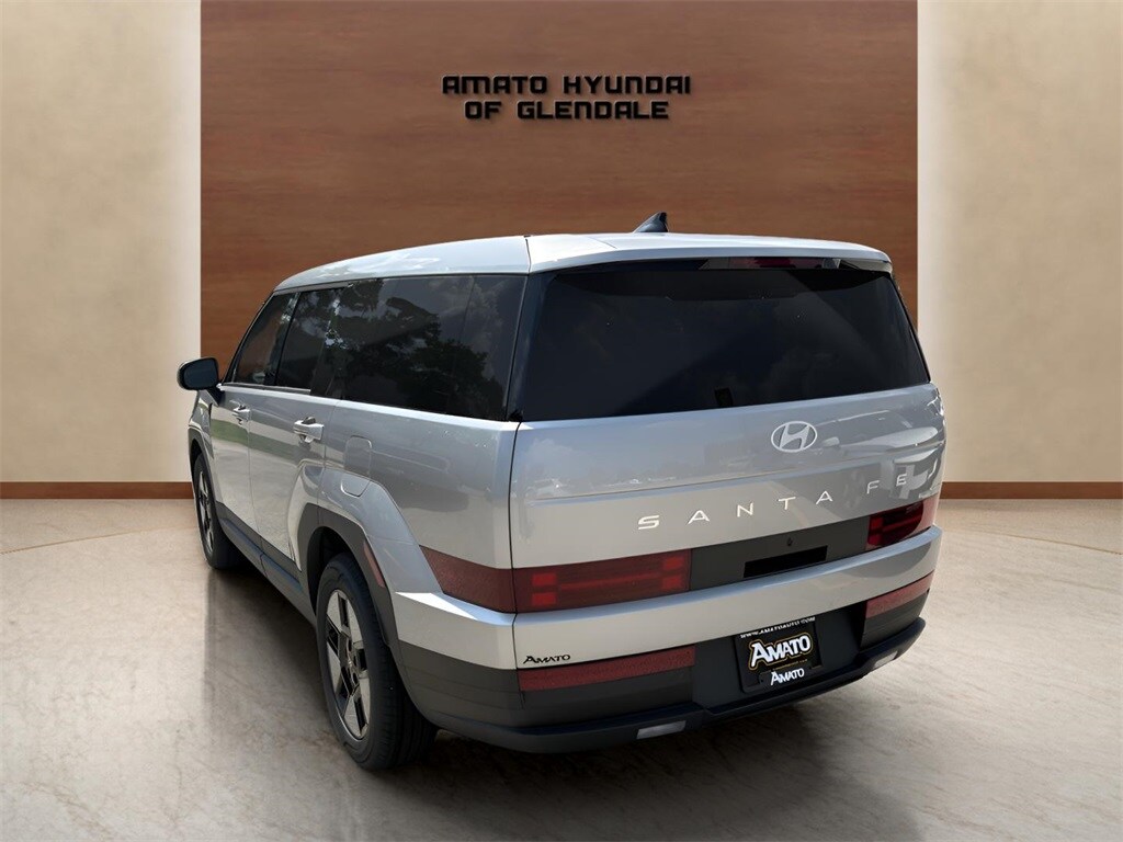 2026 Hyundai Santa Fe SE photo 3