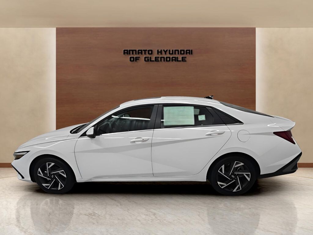 New 2026 Hyundai Elantra Limited Sedan