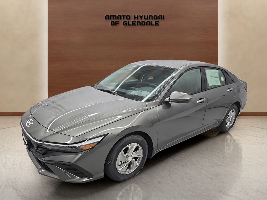 New 2026 Hyundai Elantra SE Sedan