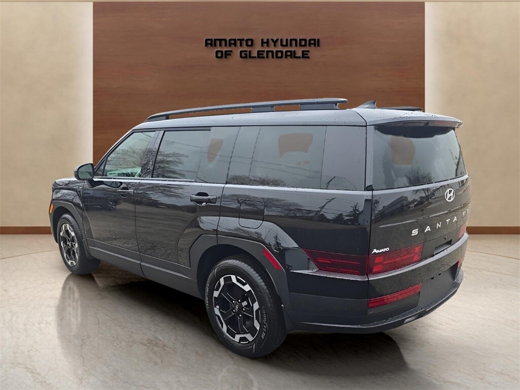 2026 Hyundai Santa Fe SEL photo 2