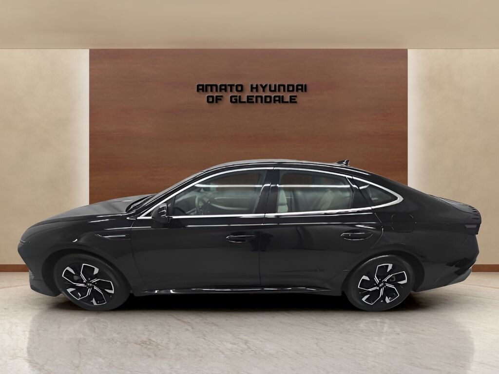 Used 2025 Hyundai Sonata SEL Sedan