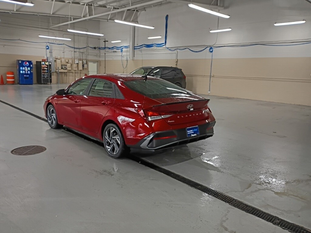 Certified 2025 Hyundai Elantra SEL Sport Sedan