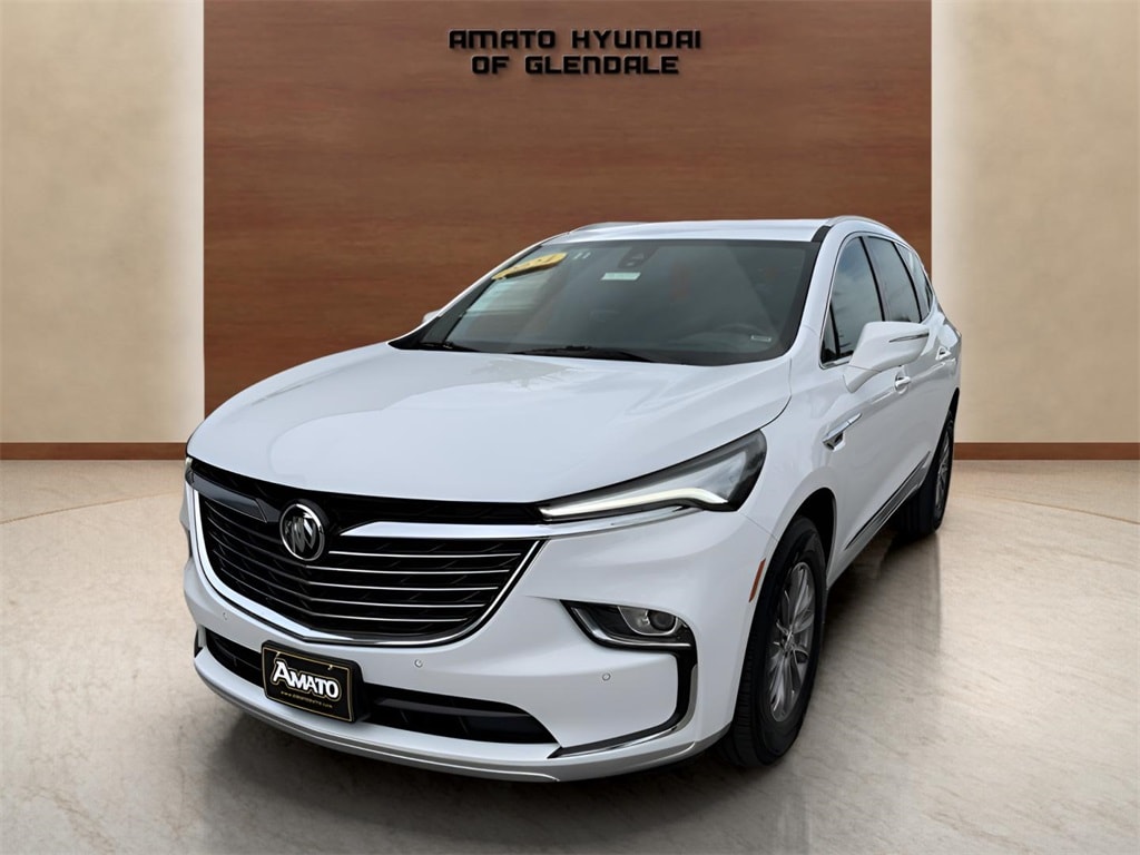 2024 Buick Enclave Premium photo 2