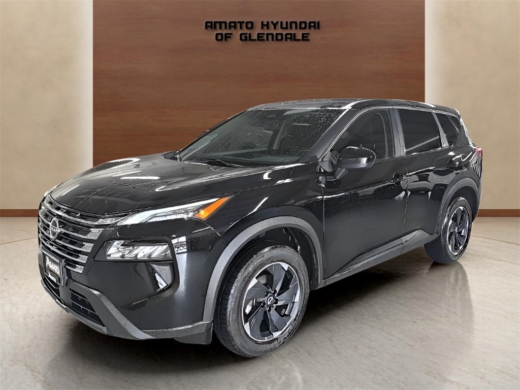 Used 2024 Nissan Rogue SV SUV