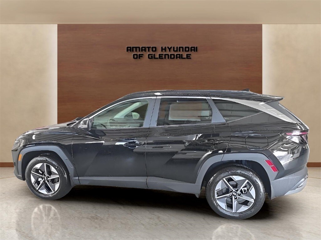 2026 Hyundai Tucson SEL Convenience photo 2