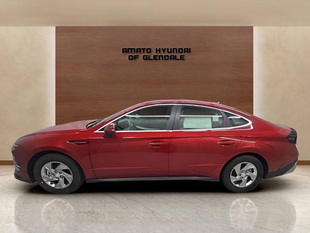 New 2026 Hyundai Sonata SE Sedan