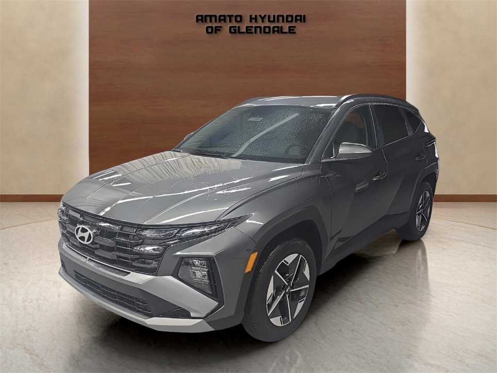 New 2025 Hyundai Tucson Plug-In Hybrid SEL SUV