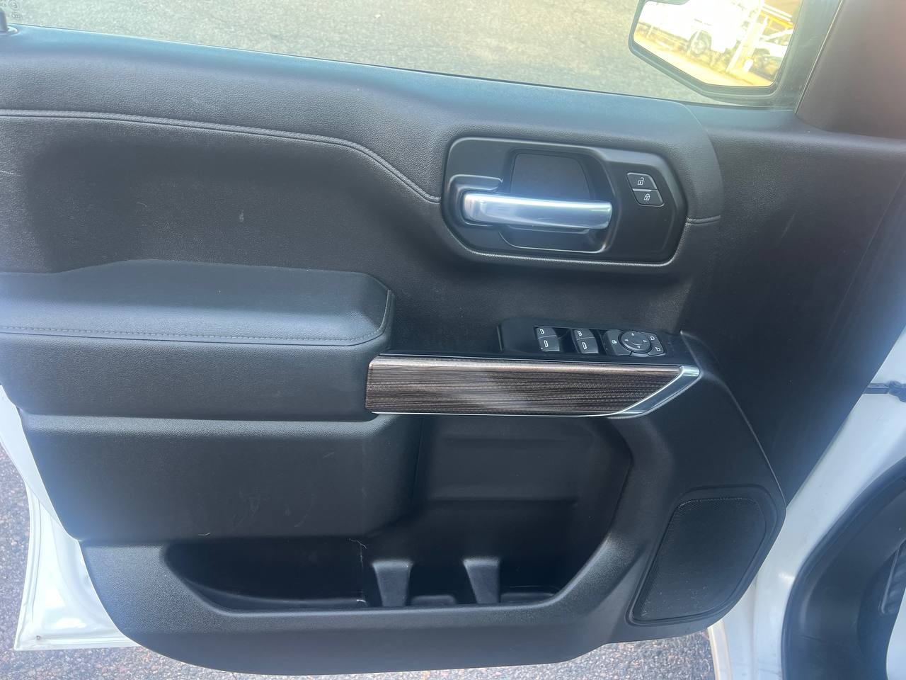 2019 Chevrolet Silverado 1500 LT - Photo 10