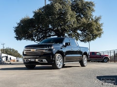 2019 Chevrolet Silverado 1500 High Country Truck Crew Cab
