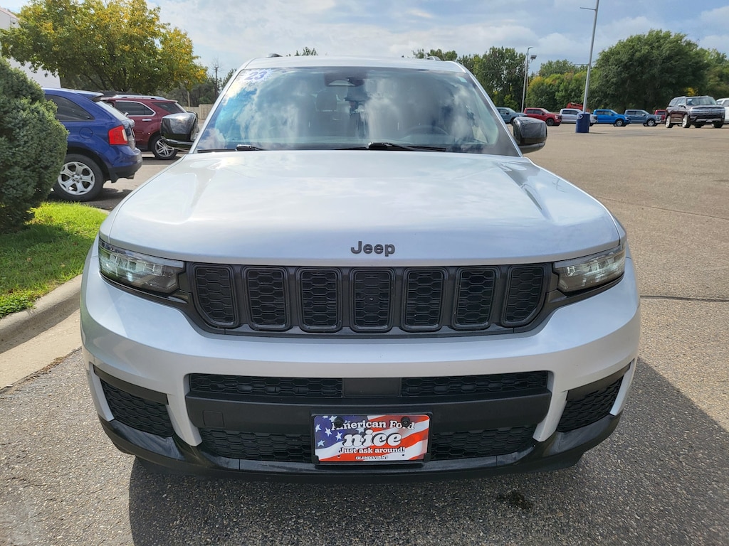 Used 2023 Jeep Grand Cherokee L Altitude SUV