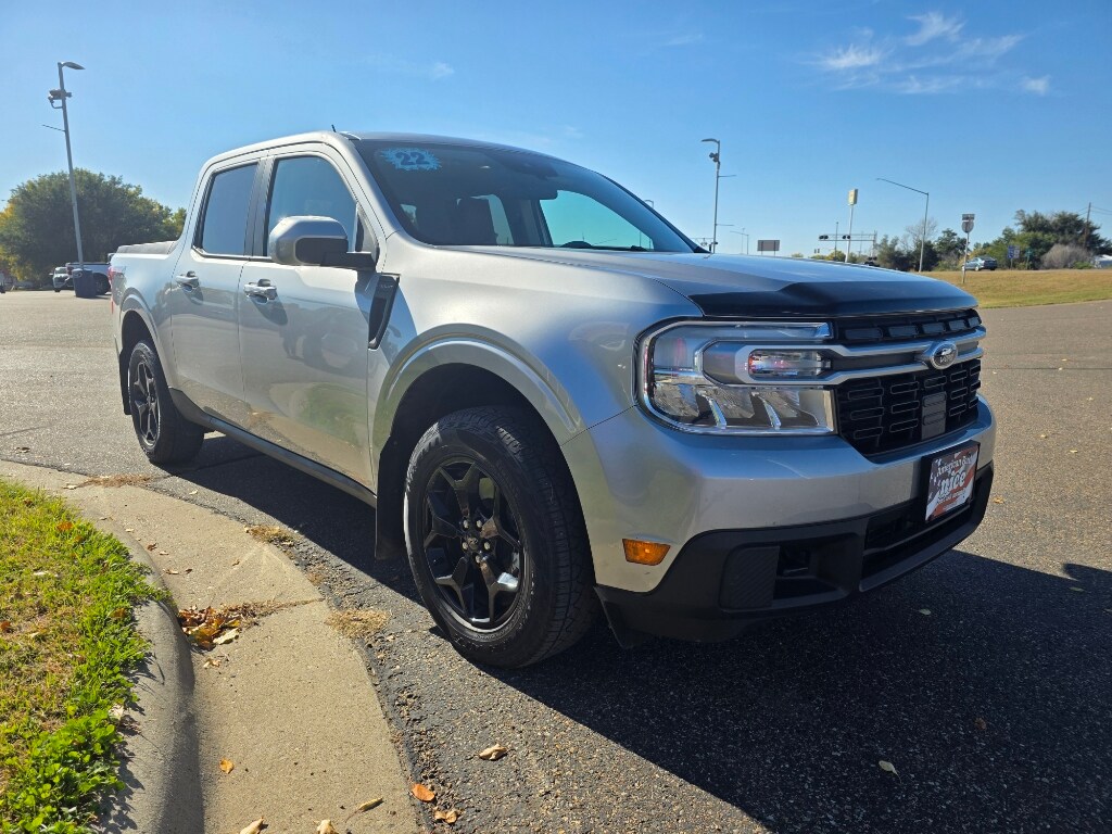 2022 Ford Maverick Lariat photo 3