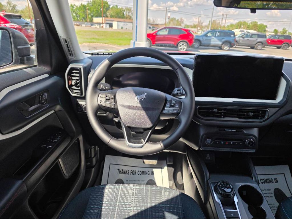 2025 Ford Bronco Sport Heritage photo 2