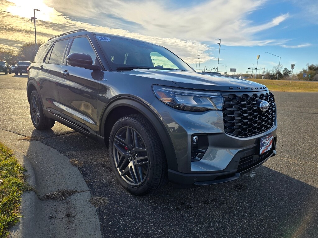 New 2025 Ford Explorer ST-Line Sport Utility