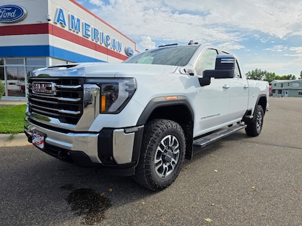 2024 GMC Sierra SLE Truck Crew Cab