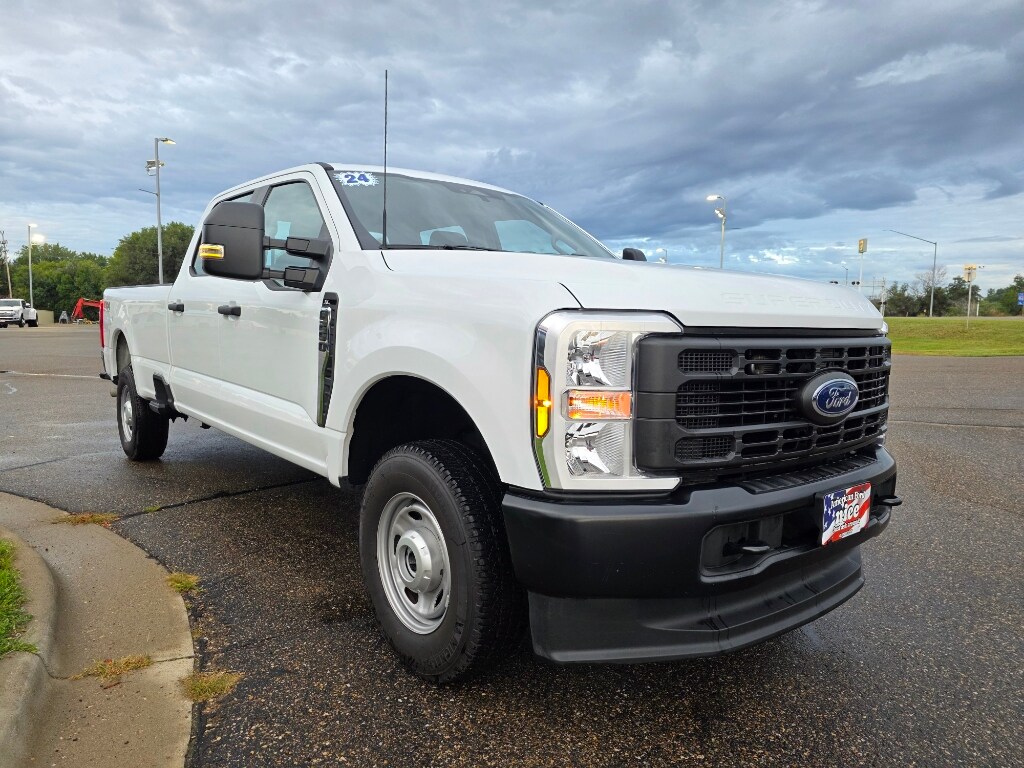 2024 Ford F-250 XL photo 3