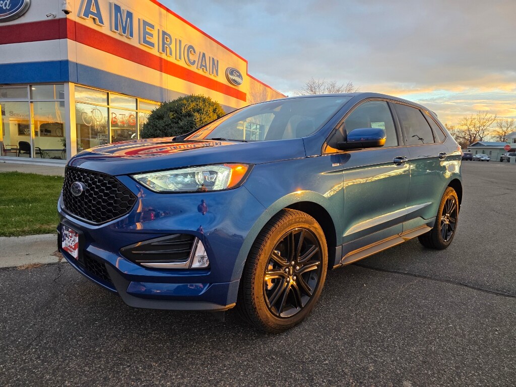 2024 Ford Edge ST-Line's photo