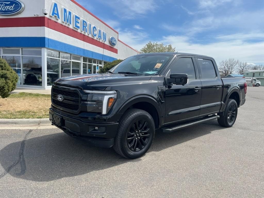 2025 Ford F-150 Lariat 4x4 SuperCrew 145 in's photo