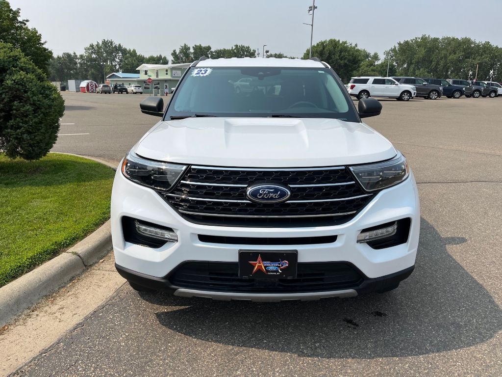 Used 2023 Ford Explorer XLT with VIN 1FMSK8DH1PGA84358 for sale in Glendive, MT