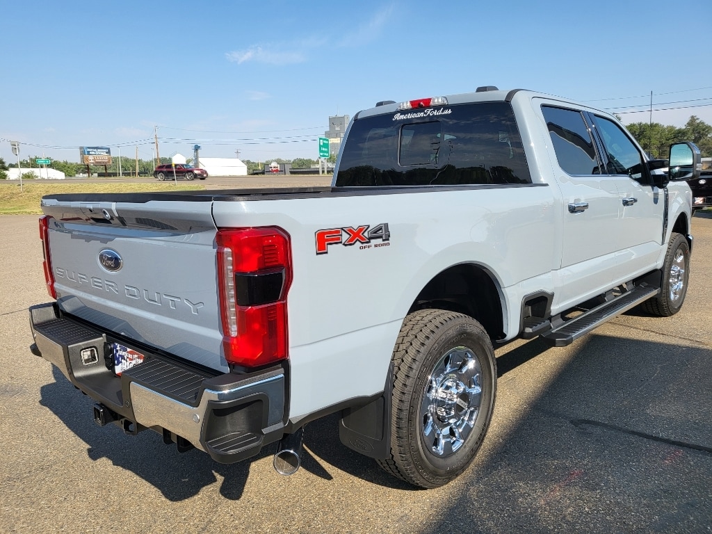 New 2026 Ford F-250 Lariat Crew Cab
