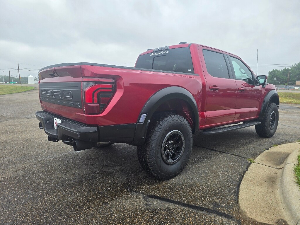 2025 Ford F-150 Raptor photo 2