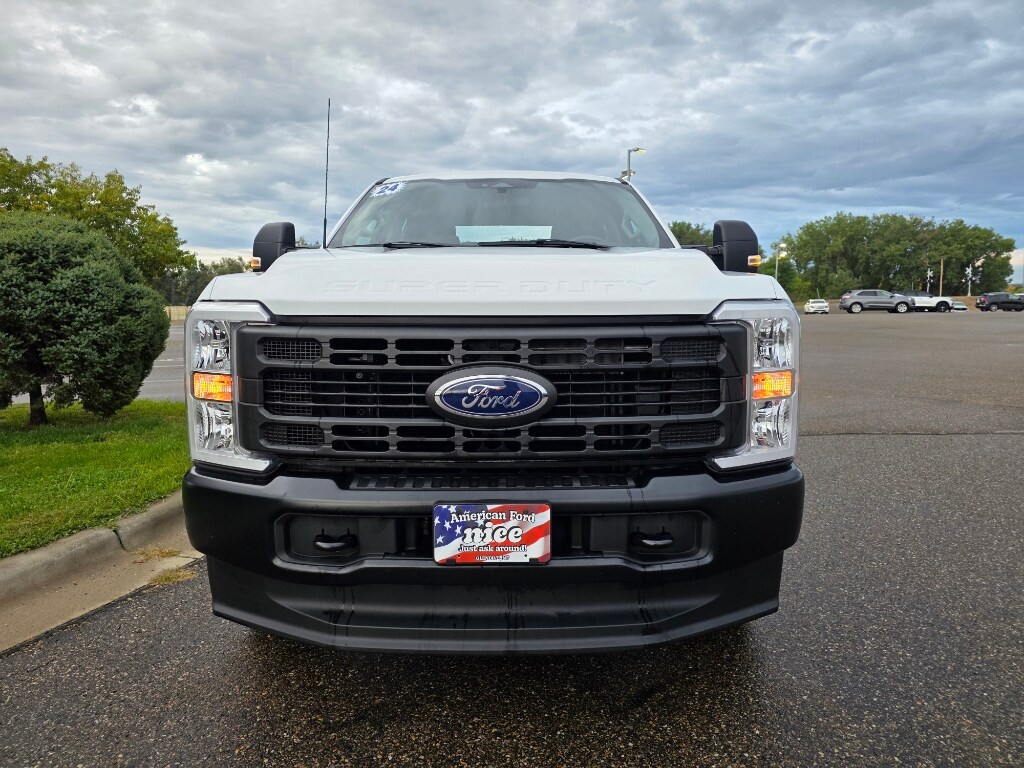 2024 Ford F-250 XL photo 2