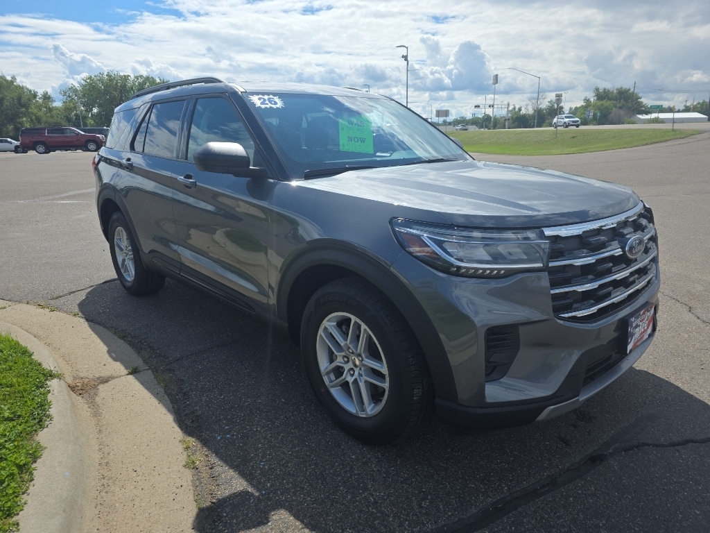 New 2026 Ford Explorer Active w/200A Pkg Sport Utility