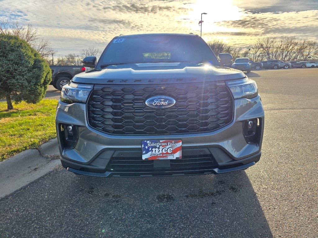 New 2025 Ford Explorer ST-Line Sport Utility