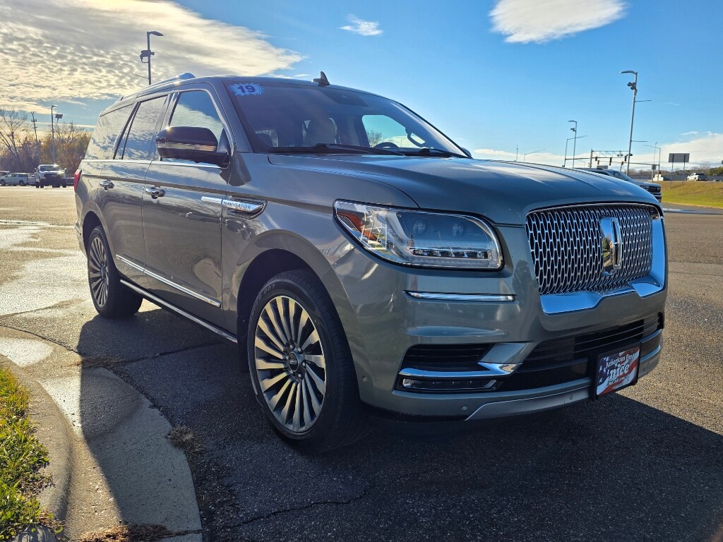 2019 Lincoln Navigator Reserve photo 3