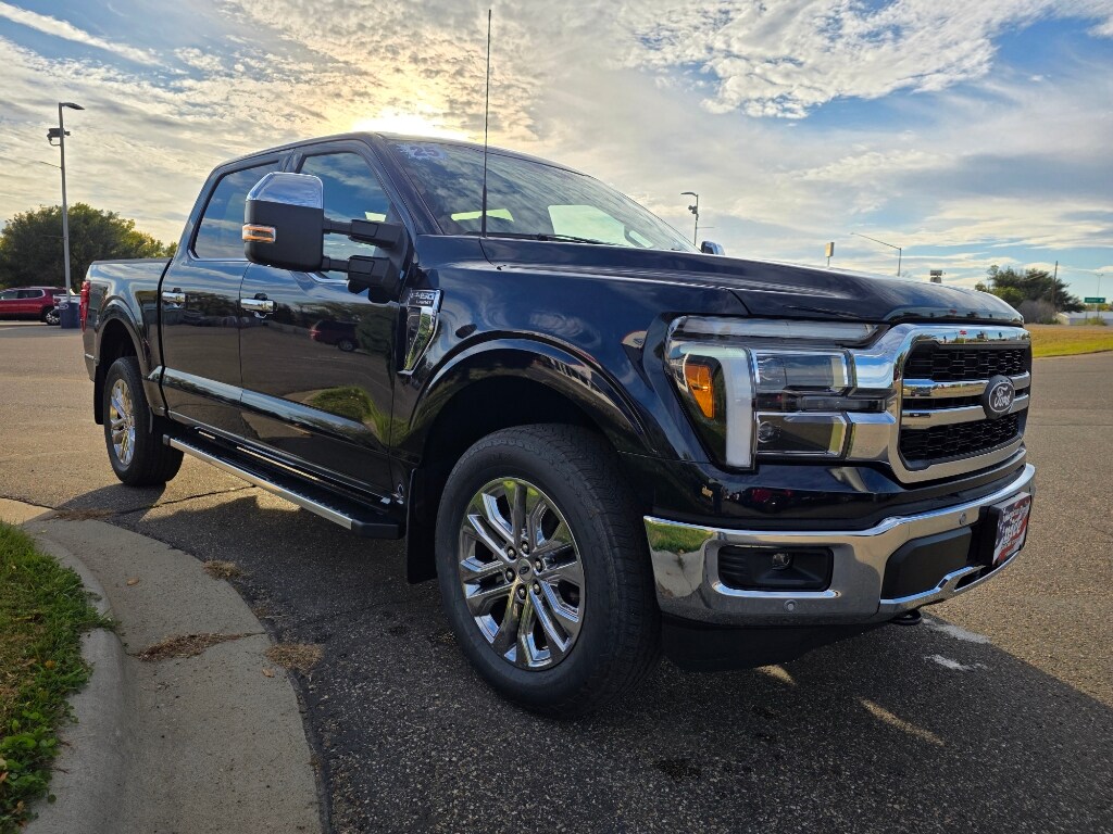 2025 Ford F-150 Lariat photo 3