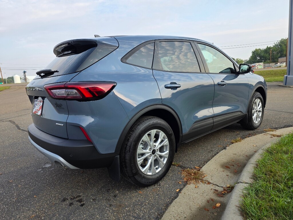 2025 Ford Escape Active photo 2