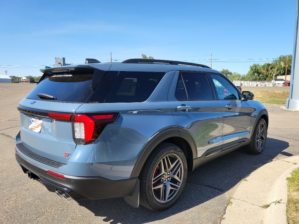 New 2026 Ford Explorer ST Sport Utility
