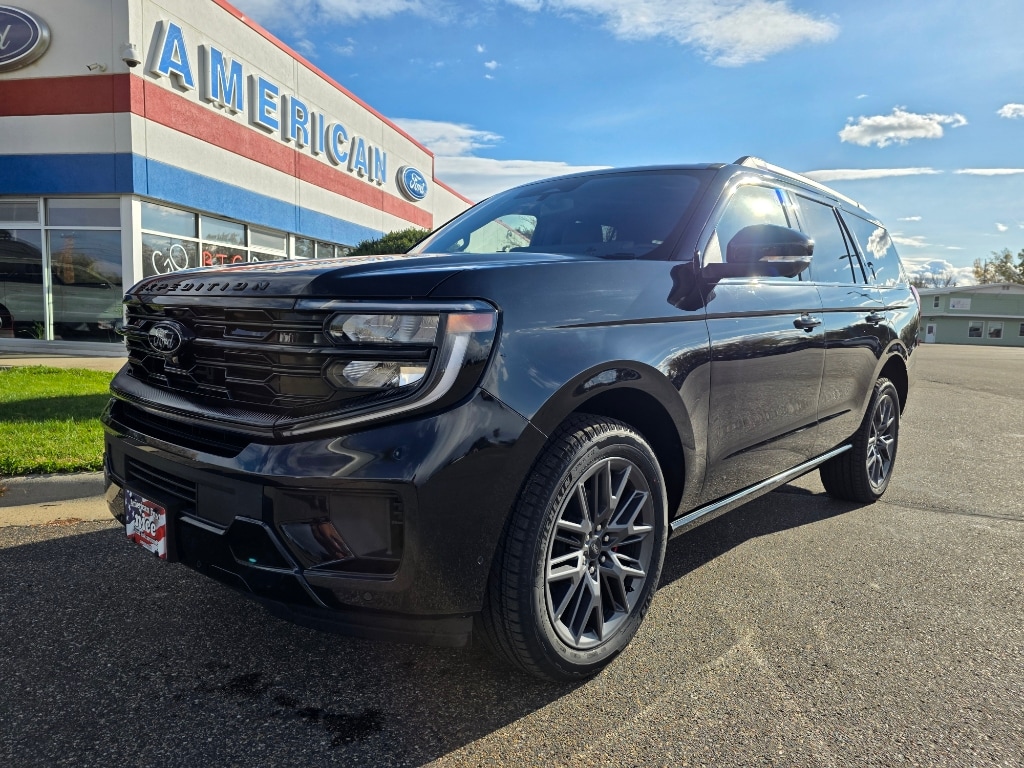 2025 Ford Expedition Platinum's photo